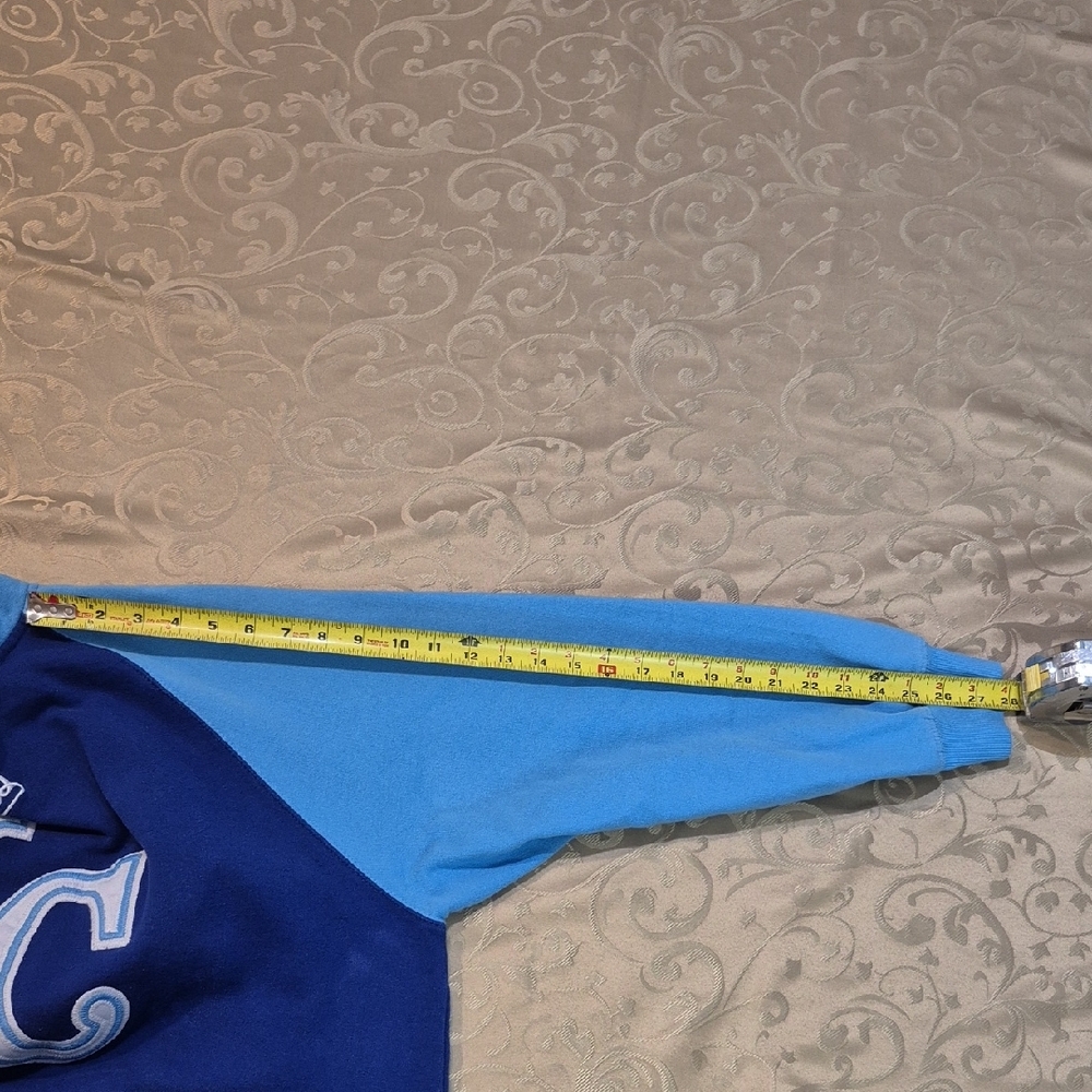 Stitches Blue KC Royals Men's Hoodie - Picture 9 of 10
